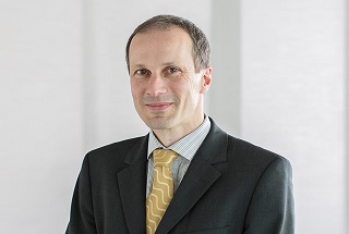 Prof. Dr. Stefan Schweizer