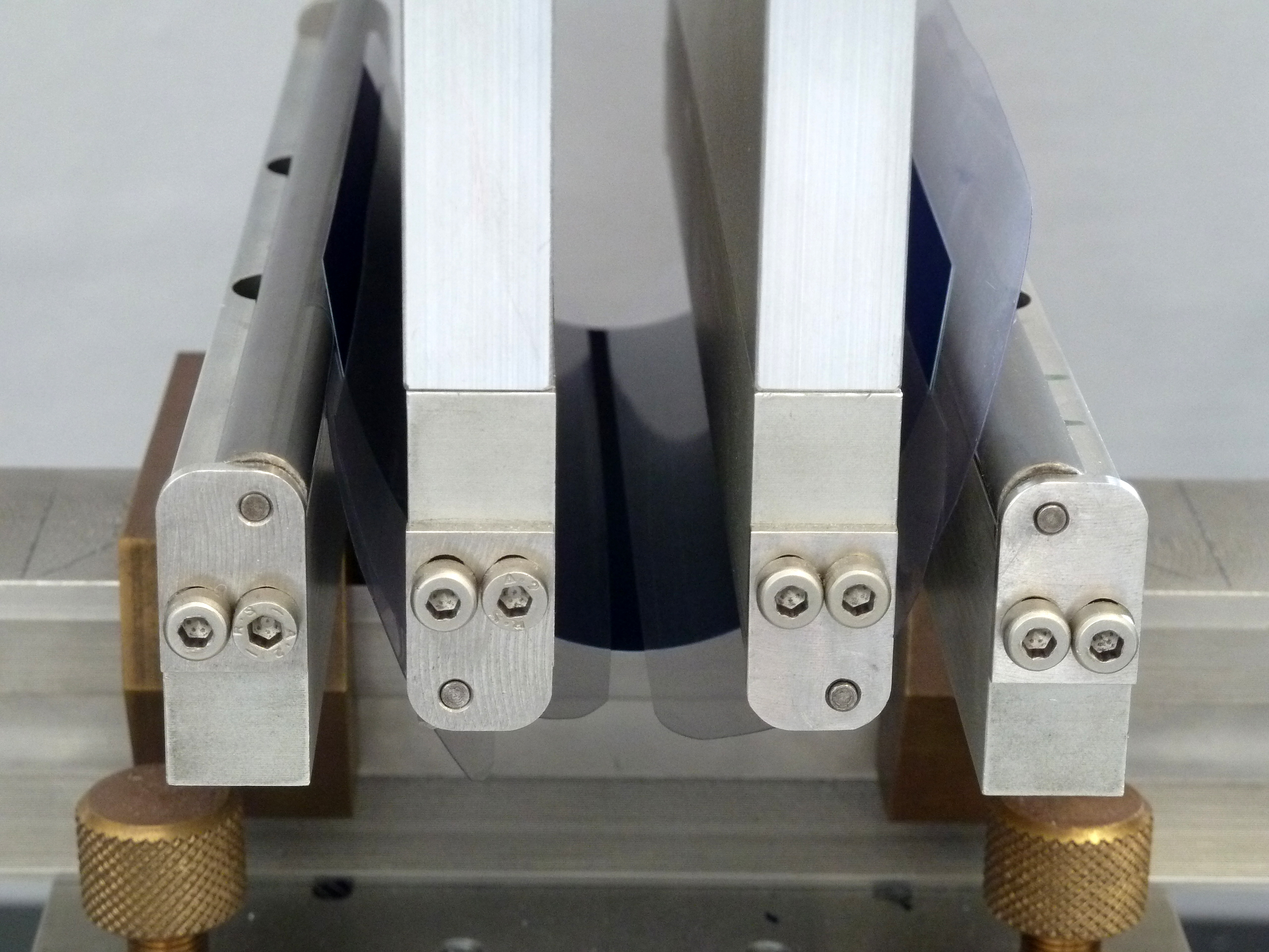 Solarzelle mechanische Belastung Solarzelle Biegeversuch Bruchfestigkeit