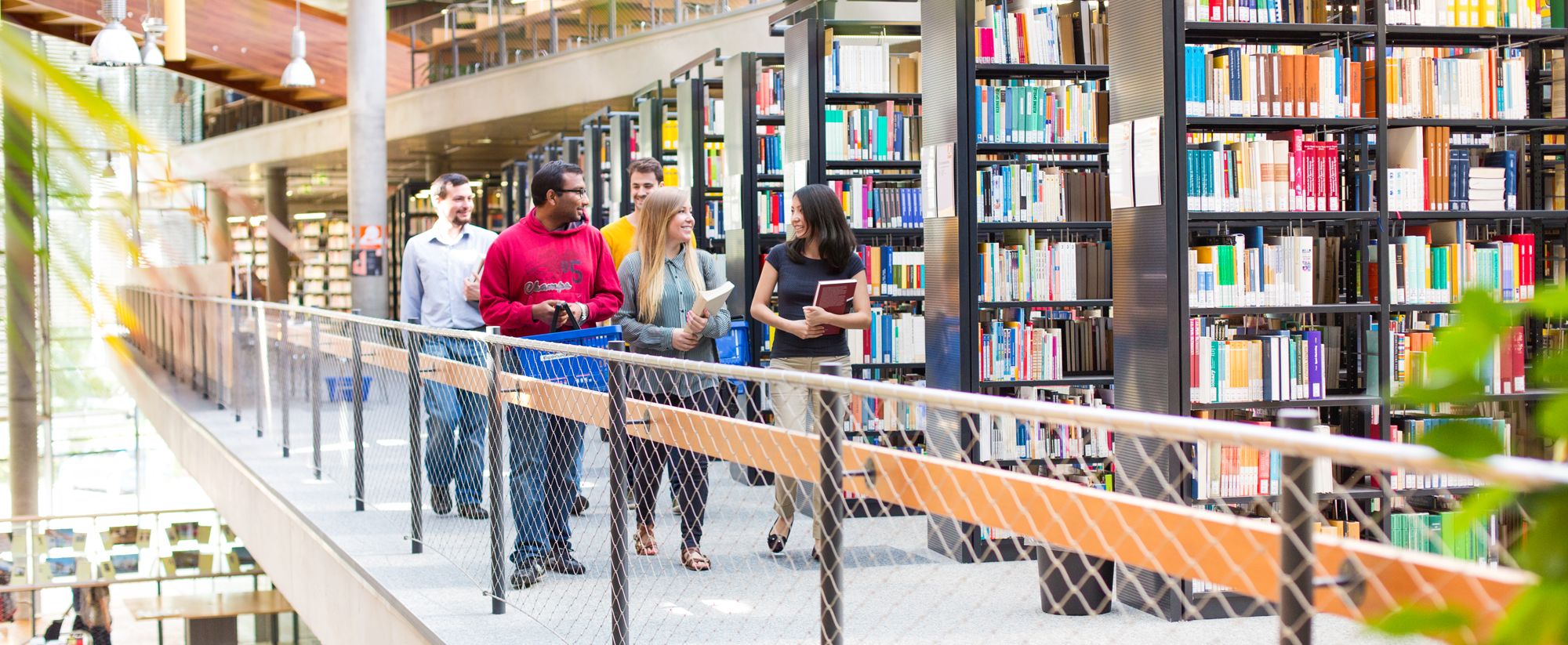 Studierende an der Universität Magdeburg Hochschulkooperation Ausbildung praxisnah Förderer