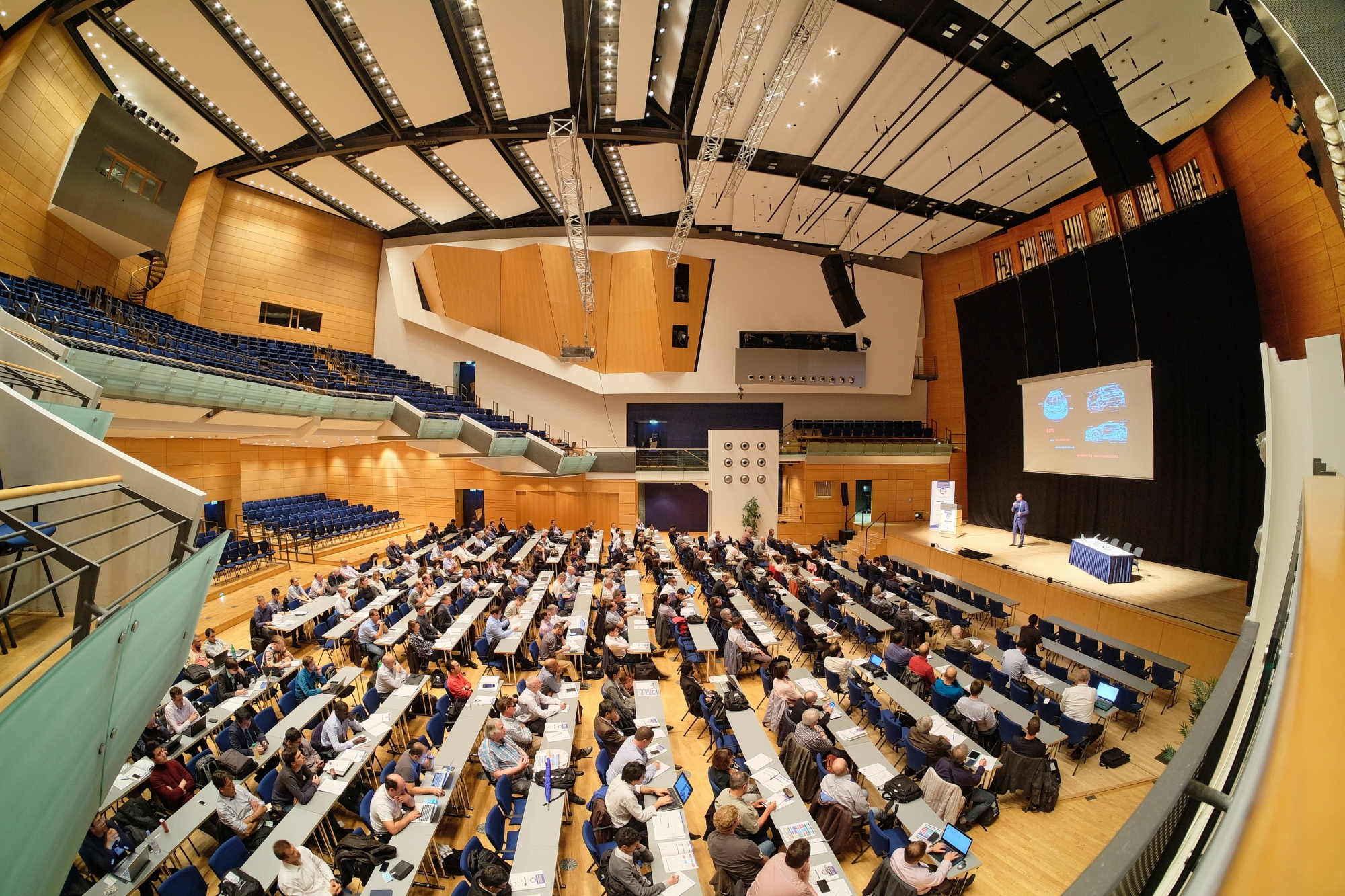 ESREF 2016 Halle Fraunhofer Europäisches Symposium Fehleraufdeckung Qualitätscheck